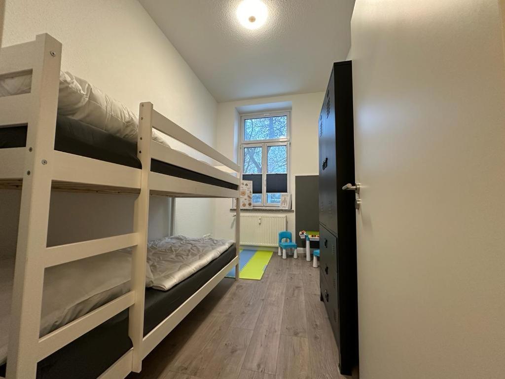 Familienwohnung Am Pfaffenteich Schwerin  Exterior foto