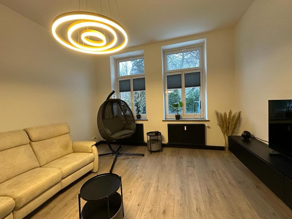 Familienwohnung Am Pfaffenteich Schwerin  Exterior foto